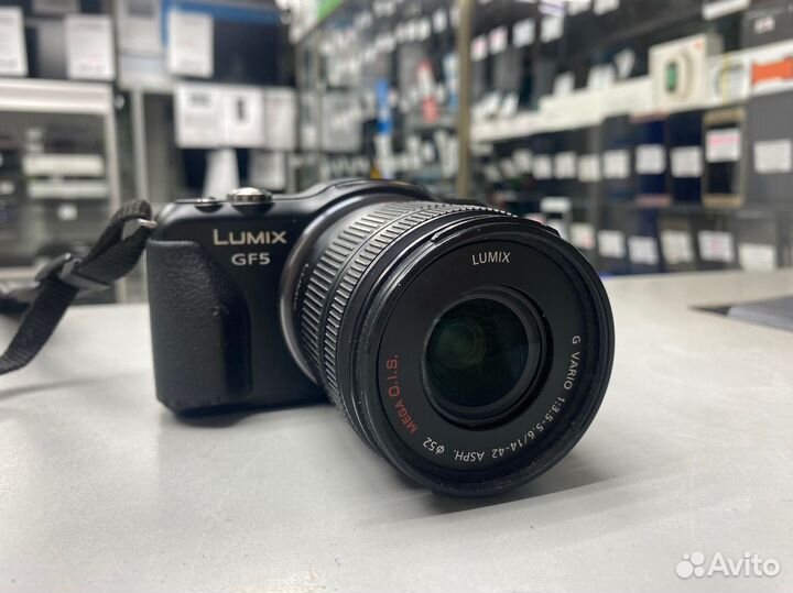 Panasonic lumix GF5 14-42mm 3.5-5.6