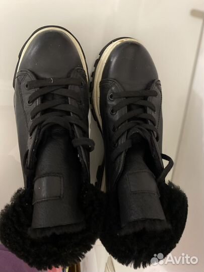 Ботинки кроссовки женские кожаные 37 зимкроссовки