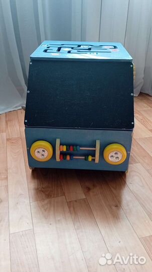 Бизиборд машина