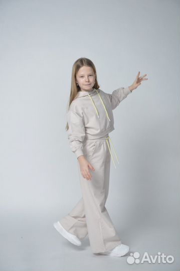 Спортивный костюм для девочки