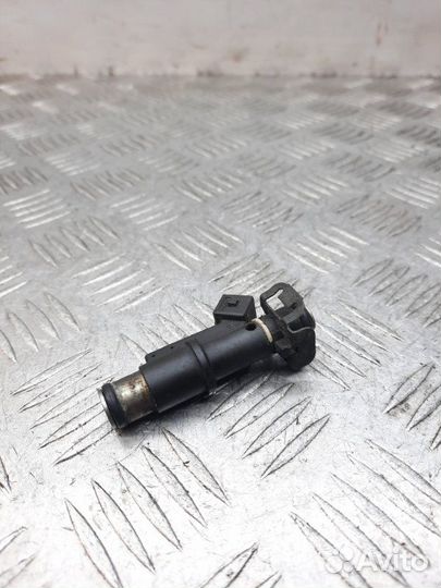 Форсунка Peugeot 407 седан 2.0 RFN 2004