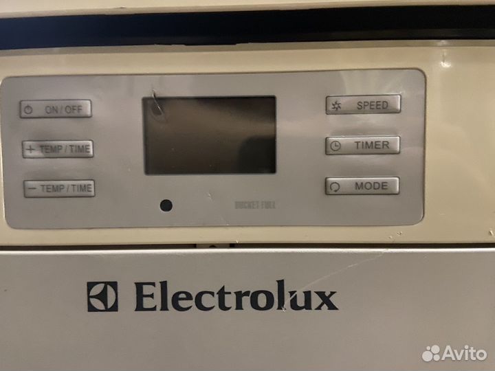 Кондиционер мобильный Electrolux eacm-14 DR/N3