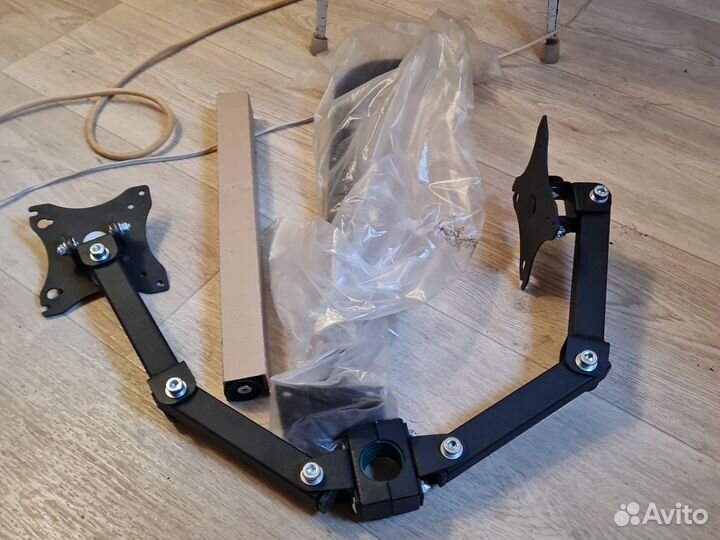 Кронштейн для монитора2х