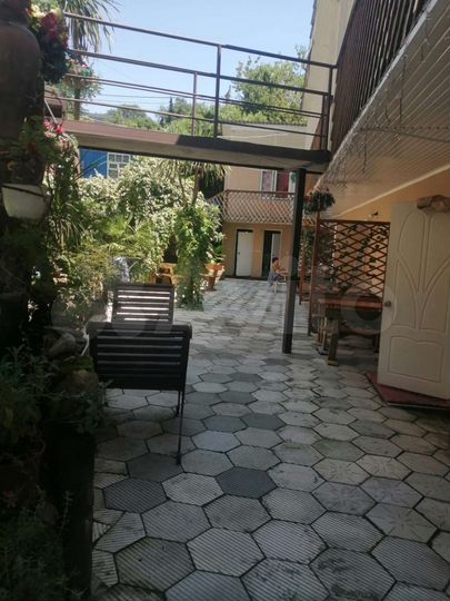 Комната 17 м² в > 9-к., 1/3 эт.