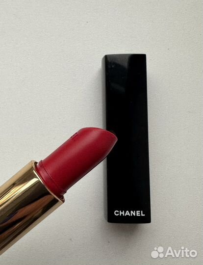 Chanel помада 102 palpitante