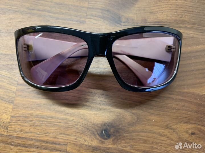 Солнцезащитные очки Salvatore Ferragamo