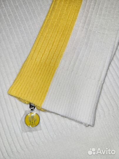 Moncler женская водолазка шерсть оригинал