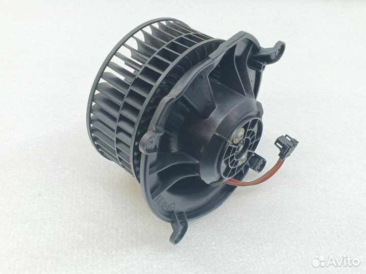 Мотор печки Mercedes-Benz E-Class W211 M112 2004