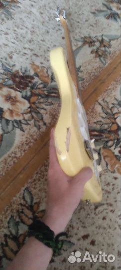 Электро гитара бу