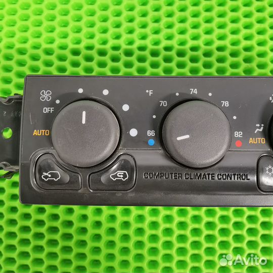 Блок управления климатом Cadillac Escalade GMT800