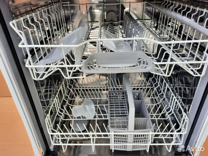 Посудомоечная машина Bosch Serie 2 SMV25CX02R