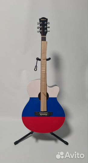 Новая акустическая гитара полноразмерная