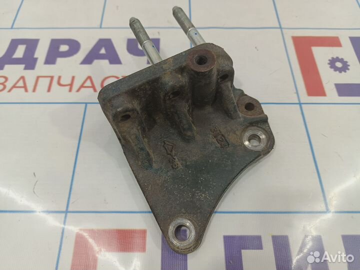 Кронштейн двигателя правый Mitsubishi Outlander (G