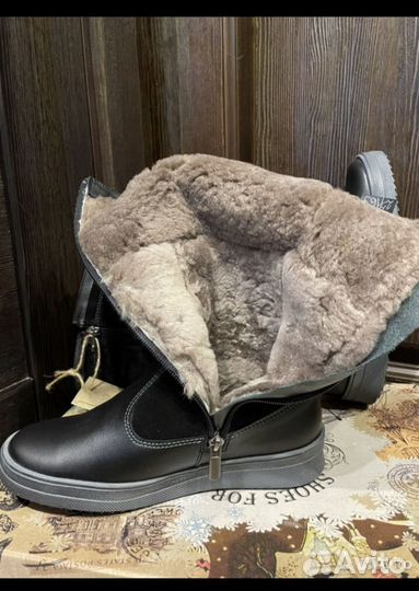 Зимние сапоги для девочки 33р