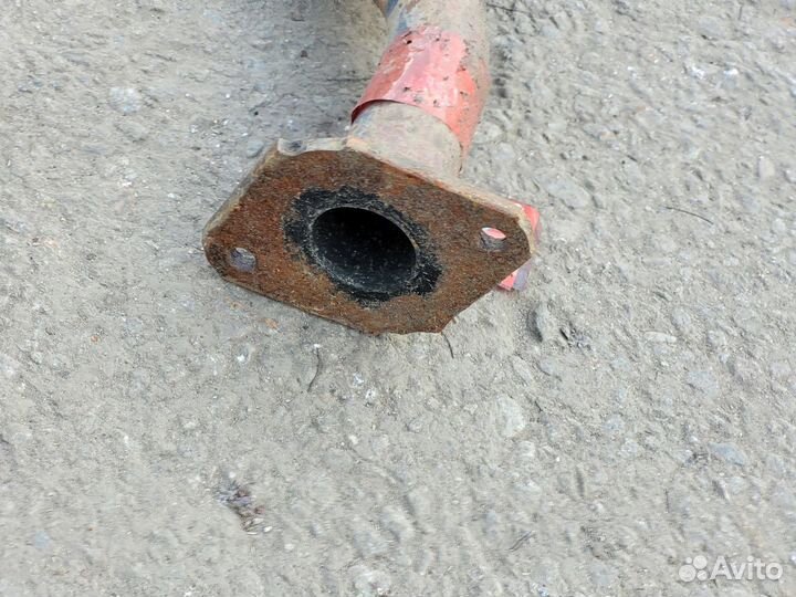 Приёмная труба глушителя на Almera N16