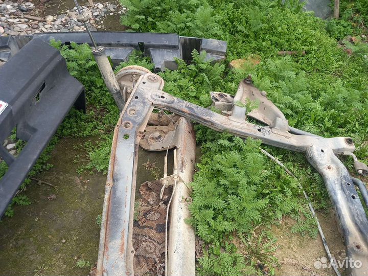 Задняя балка renault logan 1