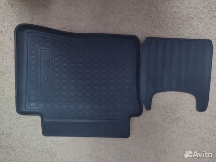 Автомобильные коврики резиновые