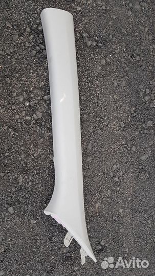 Накладка передней стойки салона kia rio 3