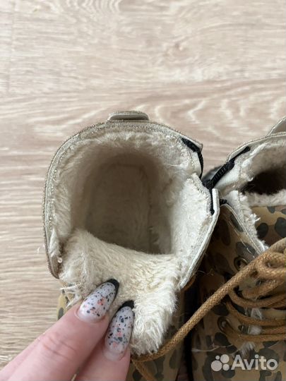 Ботинки для девочки 24-25 размер