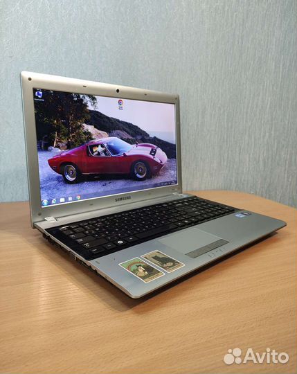 Samsung/ i3-2310M и 5Гб DDR3/ жив.акб/ 500Гб диск