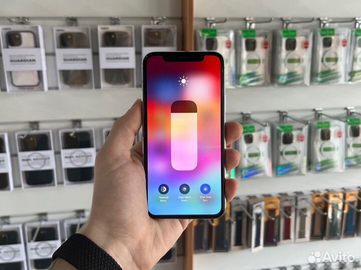 iPhone 11 Pro, 64 ГБ