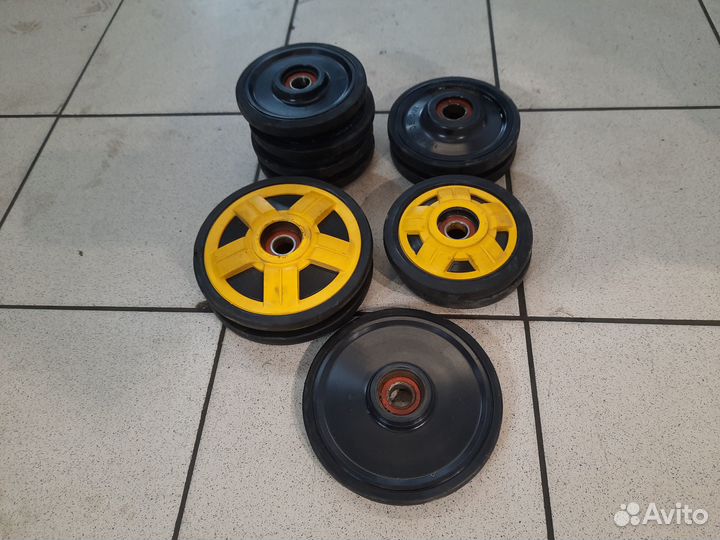 Ролики BRP MXZ Renegade 1000