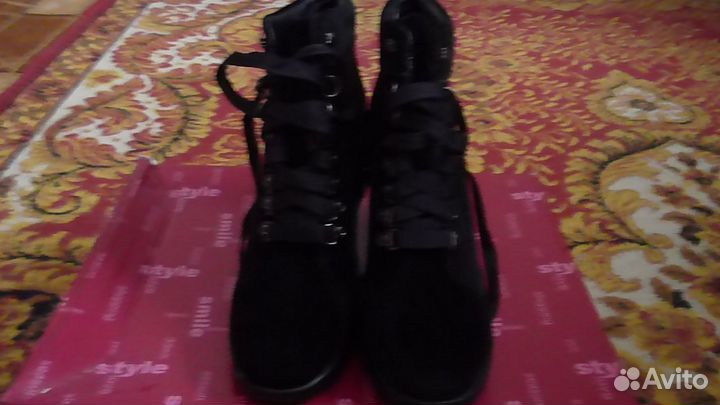 Сапоги женские (новые ),осенние