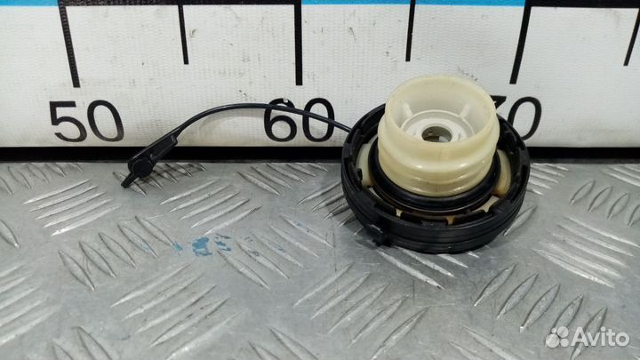 Б/У Крышка топливного бака Suzuki