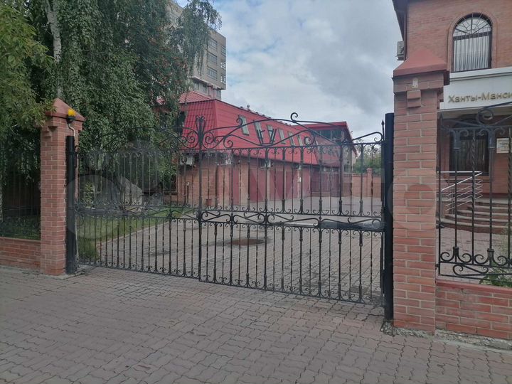 Здание, 370.8 м²