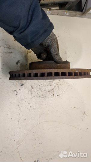 Диск тормозной передний Opel Omega B