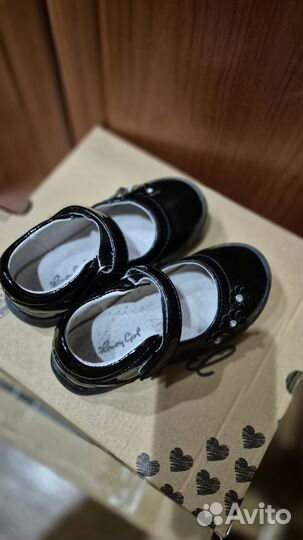 Туфли для девочки черные лаковые, 25 размер