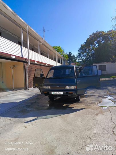 Mazda Bongo 2.0 AT, 1991, 326 000 км