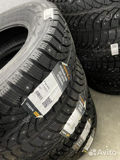Pirelli Formula Ice 215/65 R16 98T