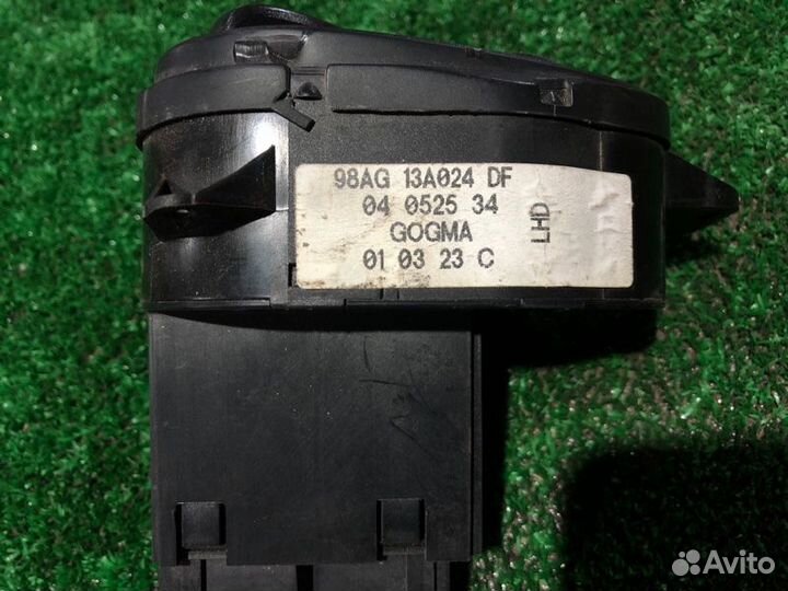 Переключатель света Ford Focus 1