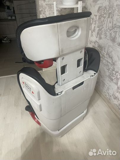 Детское автомобильное кресло от 15 до 36 кг