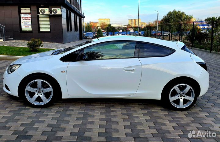 Opel Astra GTC 1.4 AT, 2013, 197 701 км