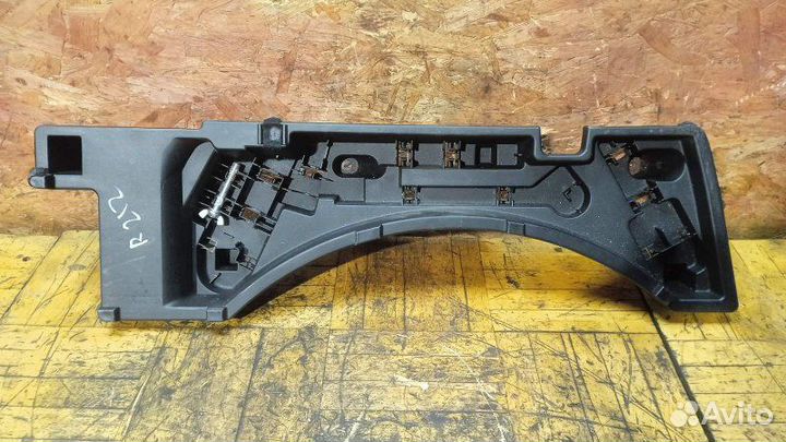 Ящик инструментов правый Mazda Cx-7 2007-2012