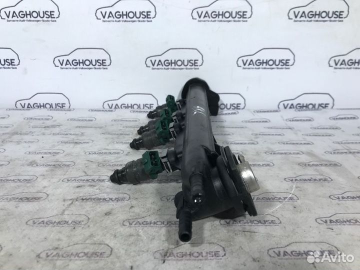 Рампа топливная Volkswagen Golf 4 1.6 AKL 2000