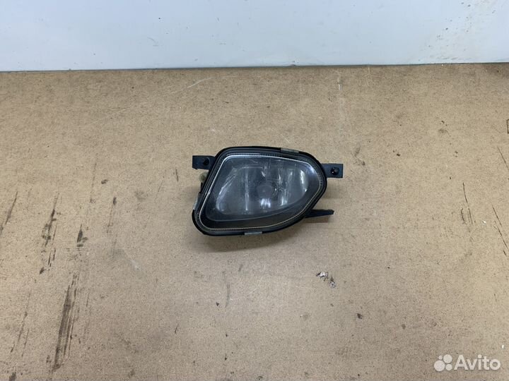 Фара противотуманная левая Mersedes-Benz W211