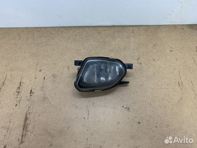 Фара противотуманная левая Mersedes-Benz W211