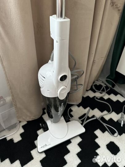 Вертикальный пылесос бу