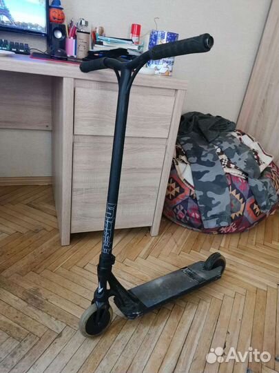 Трюковой самокат blant