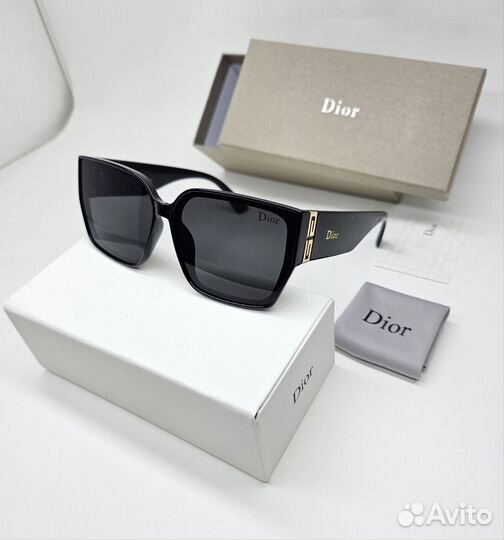 Солнцезащитные очки женские dior