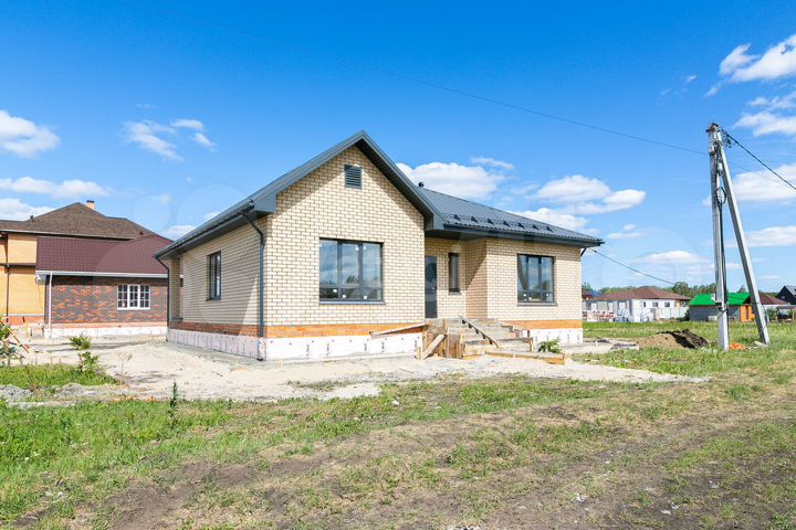 Дом 131 м² на участке 7,9 сот.