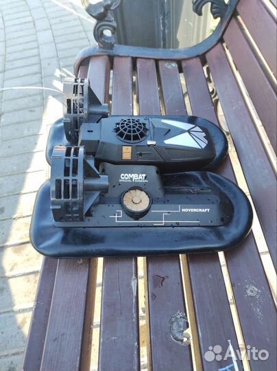 Лодка на воздушной подушке