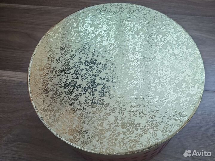 Коробка подарочная круглая