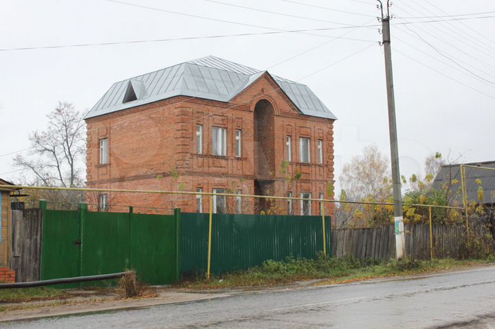 Дом 276 м² на участке 18 сот.