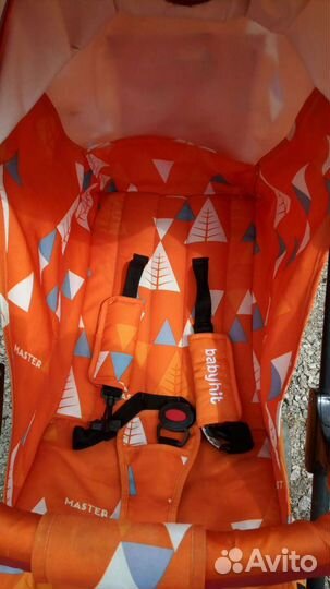 Прогулочная коляска трость