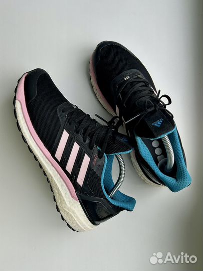 Кроссовки Adidas