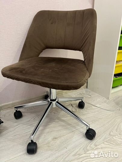 Компьютерное кресло стул